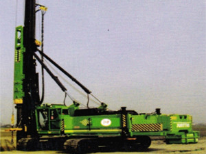 CRANE HYDRAULIC HAMMER